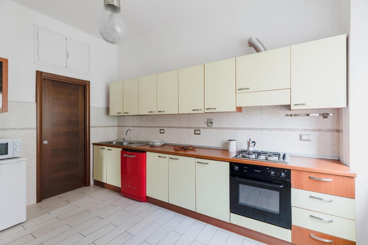 Casa Flo Apartment โรม ภายนอก รูปภาพ